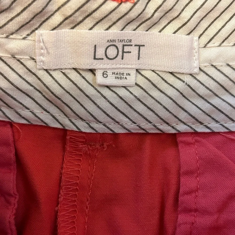 Loft shorts 5 1/2” inseam four pair size 6 EUC - Picture 4 of 10